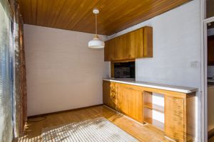 Photo 16- click for photo gallery